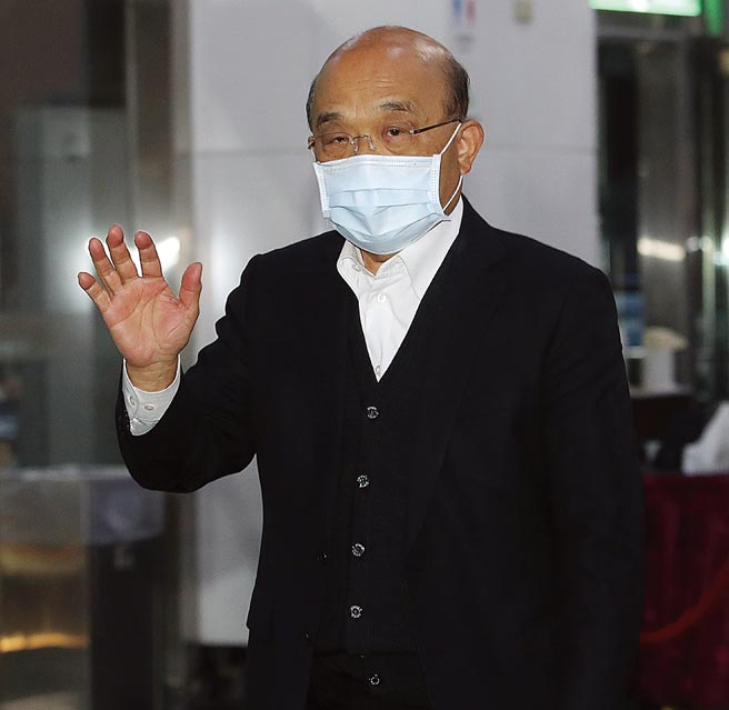 苏贞昌22日宴请民进党立委，针对数位身分证、劳保年金改革、菸害防制法、组改等议题，面对面与立委们沟通意见。（刘宗龙摄）