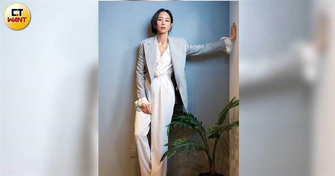 近期张钧宁勤跑电影《缉魂》的宣传，她表示片中女主角「勇敢」的性格，与现实中的自己有几分相似。（图／本刊摄影组）