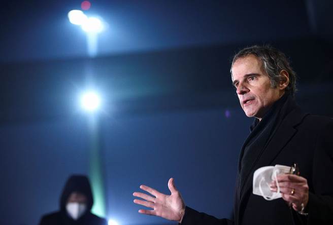 伊朗开始限制原能总署检查 英法德警告具危险性。图为国际原子能总署署长葛罗西（Rafael Grossi）。(图/路透)