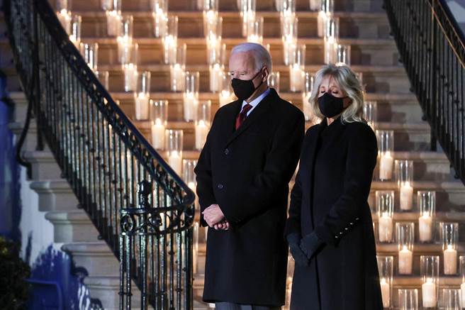 德州酷寒災情慘 拜登伉儷將視察災區。(圖/路透)