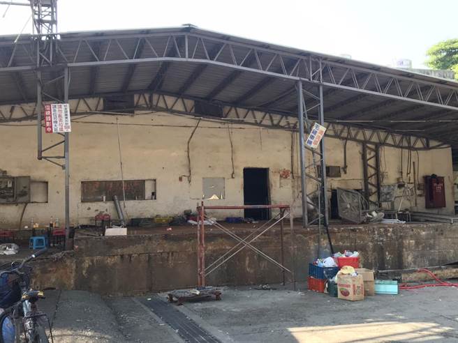 台中市肉品市场今年起陆续拆除宰牛线及宰鸡线。（台中市农业局提供／王文吉台中传真）