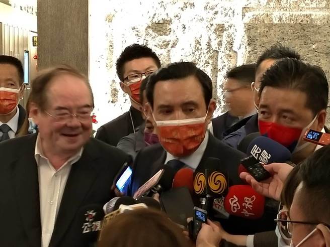 前总统马英九中午出席中常委联谊餐会。（黄福其摄）