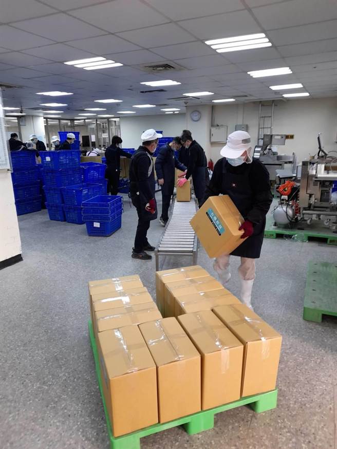 认购有机蔬菜的活动原预计至24日，但已于23日顺利销售完毕。（桃园市农业局提供）