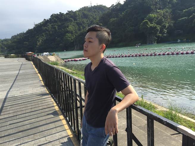 喜欢自由安排工作时间的均宇，在永庆找到工作的高自由度，同时也能为自己创造高收入。(图/永庆房屋提供)