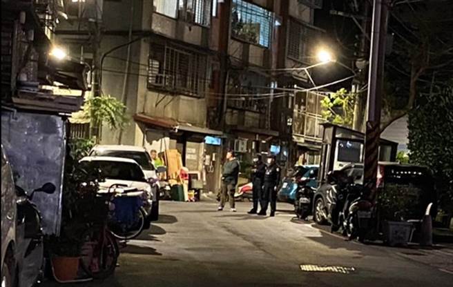 新店旧公寓今晚传出情女陈尸租屋处。（翻摄画面）