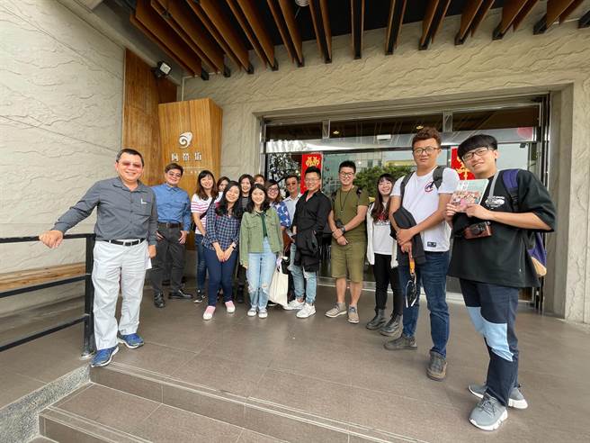 国旅不再走马看花，鹏管处24日分享交通部长的私房亮点，邀网媒来亲自感受。(鹏管处提供／谢佳潾屏东传真)