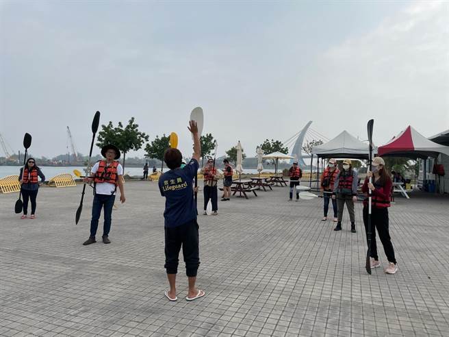 国旅不再走马看花，鹏管处24日分享交通部长的私房亮点，邀网媒来亲自感受。(鹏管处提供／谢佳潾屏东传真)