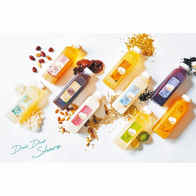 新光三越台北南西店三馆3月1日引进「朵朵云耳」，以白木耳为主的健康饮品，诉求无添加色素、香精、防腐剂。（新光三越提供）