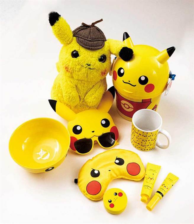 峮峮的皮卡丘战利品。（图／庄立人摄）