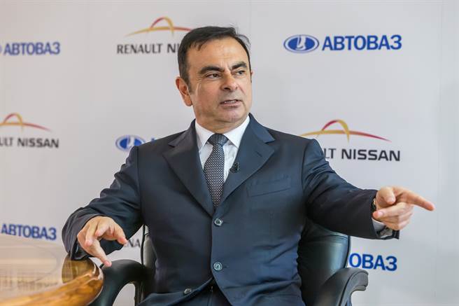 日产汽车（Nissan）前董事长戈恩（Carlos Ghosn）任职期间遭控财务不当。(图/shutterstock)