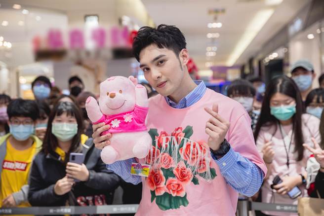 黃偉晉昨出席「迪士尼粉萌季」活動。（邁思娛樂提供）