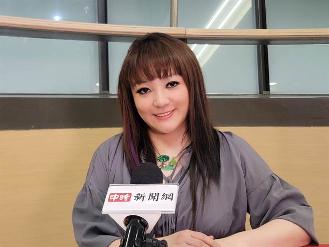 凌威威淚謝友人相助，盼盡快度過難關。(照片/游定剛 拍攝)