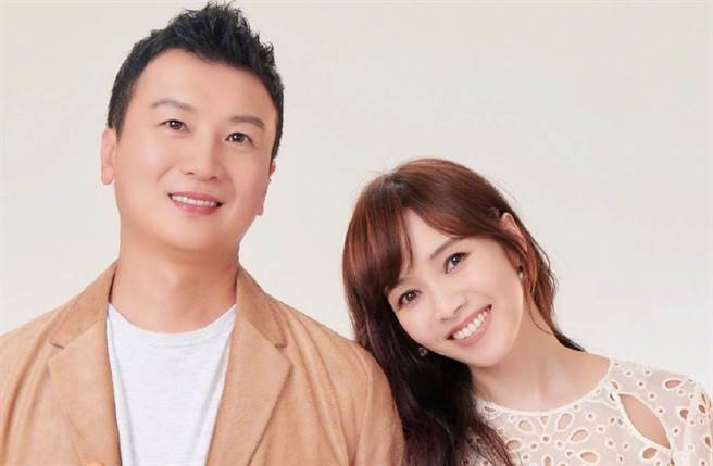 最近侯佩岑带着妈妈林月云和老公黄柏俊上真人秀节目《婆婆与妈妈2》，一家人互动引起热烈讨论。(图/ 取自中时资料库)