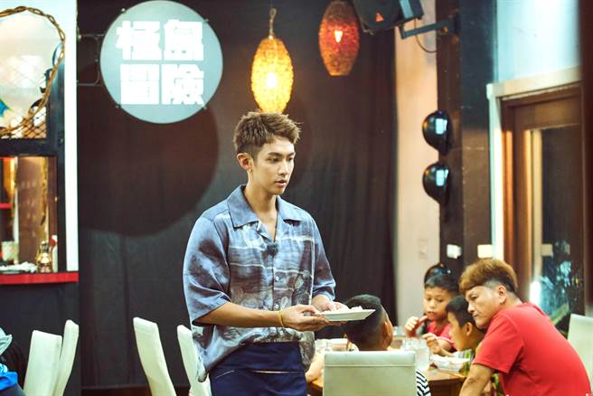 柯震東日前受邀上《極島冒險_溜浪玖壹壹》。（混血兒娛樂）