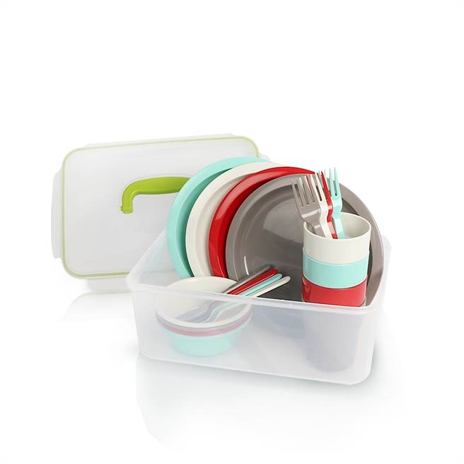 Yahoo奇摩購物中心的樂扣樂扣野餐餐具21件組，原價1249元，15日前特價649元。（Yahoo奇摩購物中心提供）