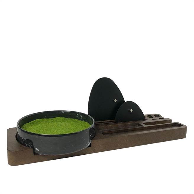 大藝石代 後山的風收納置物盤，2500。（Pinkoi提供）