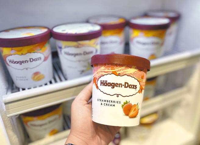 全联870家有哈根达斯冰箱的门市3月1日前指定品项，单件460～473ml，原价288元、62折特价179元。（全联提供）
