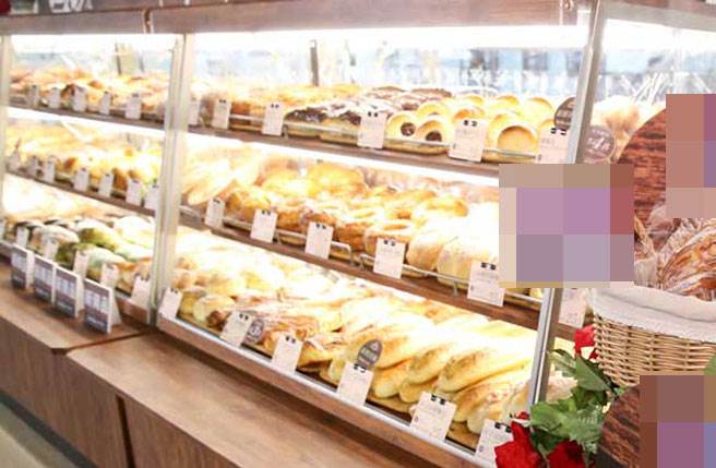 一超市员工的网友上网踢爆，分店卖不完的麵包都要自行吸收，对此，该超市公关回应，属部分分店疏失，未来会再加强管理及内部宣导。（图／资料照片）