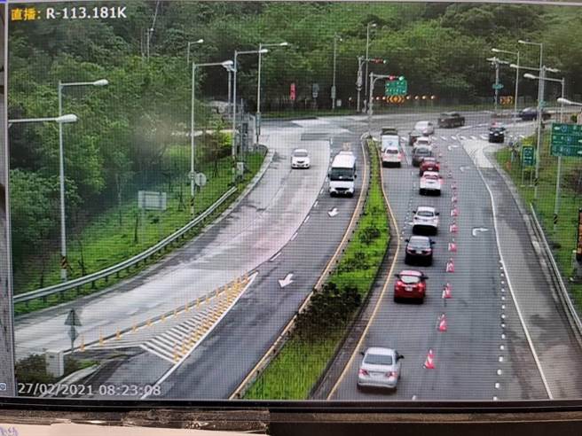 228连假第一天上午，苏花改的交通比预期要来得理想。（四工处交管中心提供／胡健森宜兰传真）