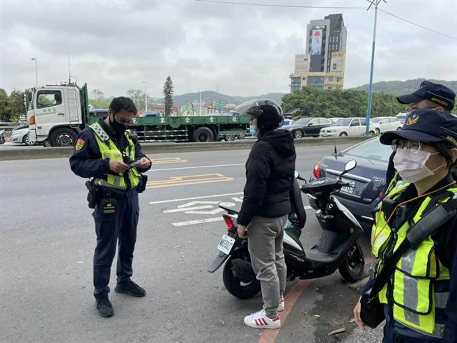 桃3月是交通事故高峰，百大路段將展開9天大執法。(蔡依珍攝)