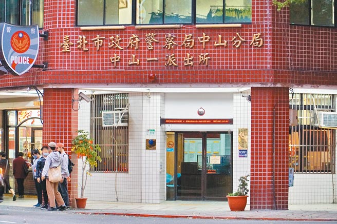 中山分局员警包庇色情收贿案，北检再起诉2员警及10业者。（张孝义摄）