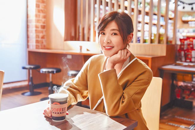 蘇慧倫日前拍代言廣告。（相信音樂提供）