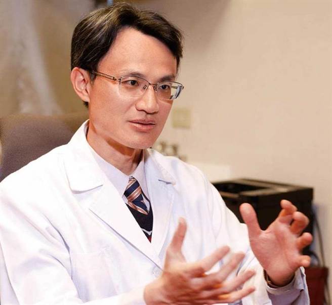 醫師康宏銘表示，年假症候群成因複雜，但主因是飲食不當與生活節律紊亂。（圖／醫師康宏銘提供）