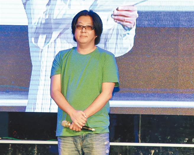 袁惟仁忙着顾身体，一对儿女由前妻陆元琪照料。（图／中时资料照）