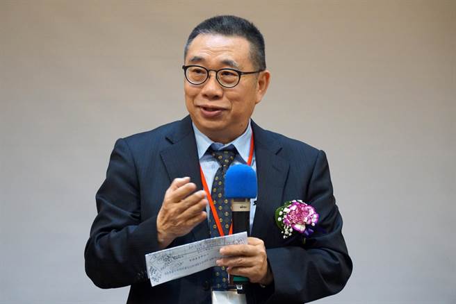 梁卓中校長強調，大葉大學是一所與產業緊密連結的大學，以德國師徒制帶領學生發掘潛能。（圖／大葉大學提供）