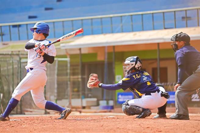财团法人台湾女子棒球协会所举办的台湾女子棒球联赛，去年在台中中区举行预赛。（台中市政提供）