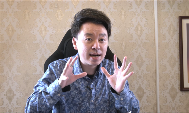 命理專家小孟老師接受《中時新聞網》訪問表示，2021年會是充滿驚嚇的一年。(攝影/陳宏睿)