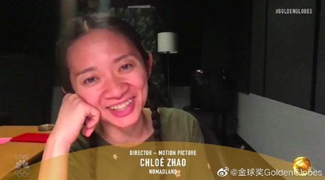 華裔趙婷以《游牧人生》獲得最佳影片和最佳導演。（摘自微博）