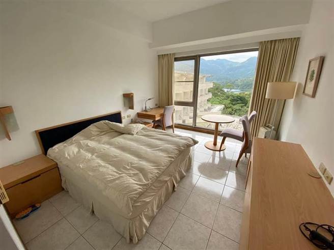 今起上路的居家隔离1人1户措施，会对集中检疫所的入住产生影响，但预计影响范围不会太多，民眾若家中环境无法落实，会先找防疫旅馆，再不行才会进入集中检疫所。图为集中检疫所。（中央流行疫情指挥中心提供／林周义台北传真）