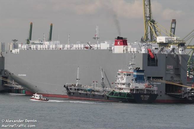 以色列所有的巴拿馬籍滾裝貨輪「太陽神光號」。(圖/marinetraffic)