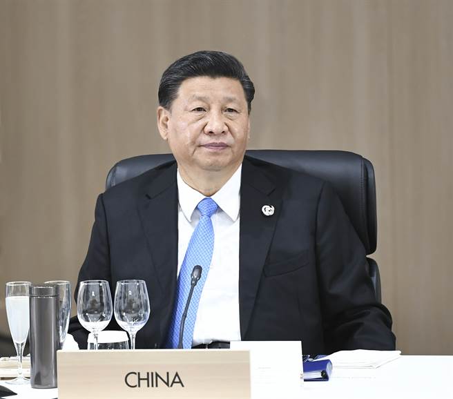 大陆国家主席习近平前一次到日本是2019年参加G20大阪峰会，当时便敲定将以贵宾身份受邀对日本进行访问，但后来因疫情受阻，今年又有钓鱼岛与人权的障碍，恐怕难以实现访日行程。图为习近平前年在大阪出席G20峰会。（图／新华社）