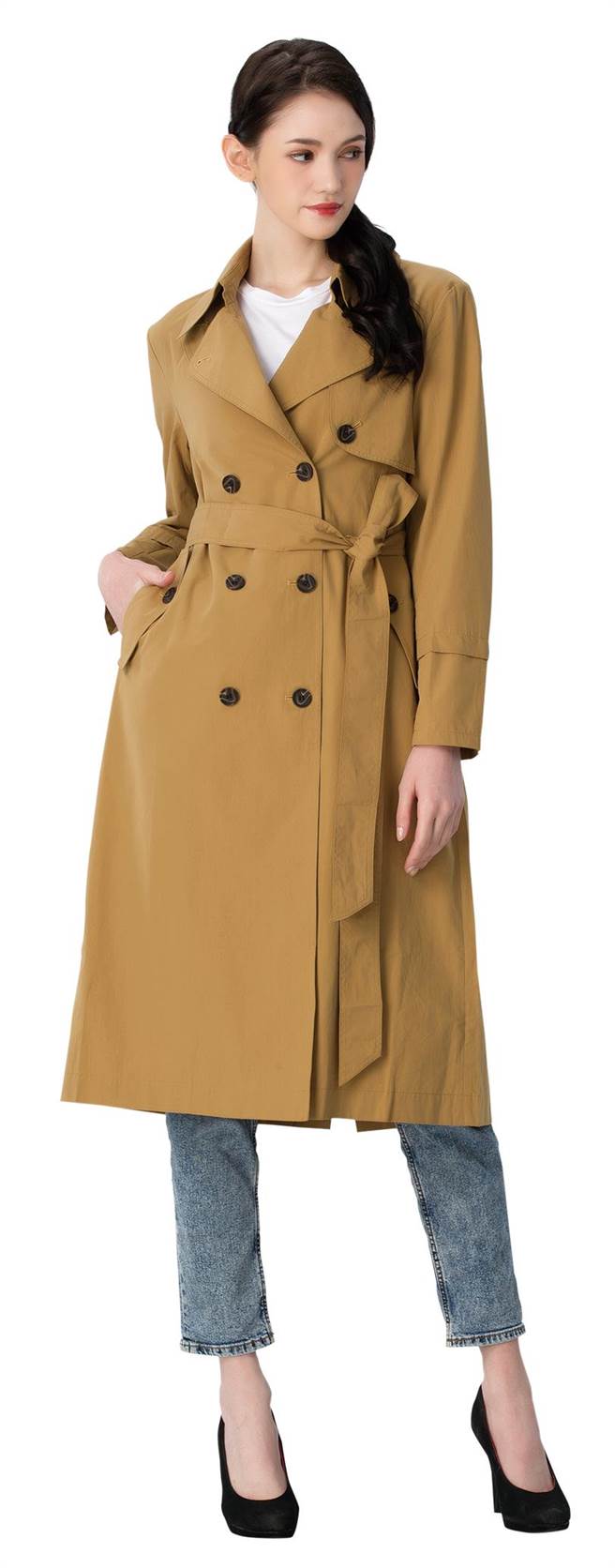 COPCOPINE经典长版风衣，原价8300元、特价2000元。（SOGO提供）