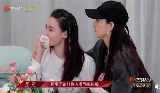 张柏芝感动到一秒落泪。（图／翻摄自微博）