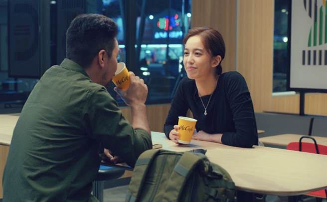 ▲ 麥當勞跨足影視產業，推出一系列迷你劇集《McCafé：從喝杯咖啡開始》。(圖/業者提供)
