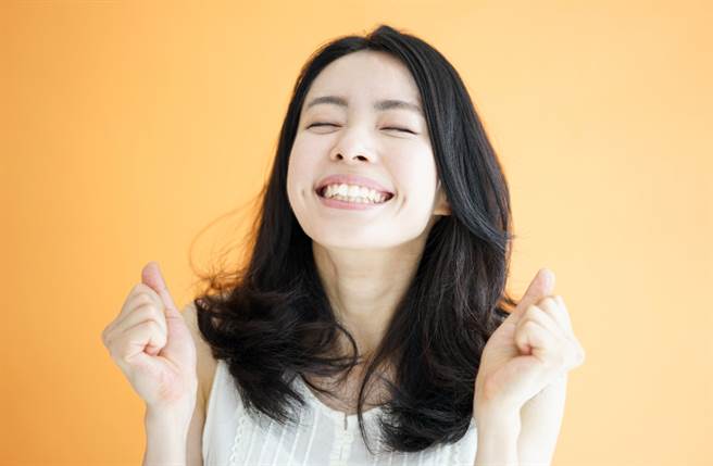 生肖牛、兔、鸡的朋友将在3天后迎来「天财入命」的好运势，不仅工作和事业上会有很大的起色，更有机会发财赚大钱。（图／Shutterstock）