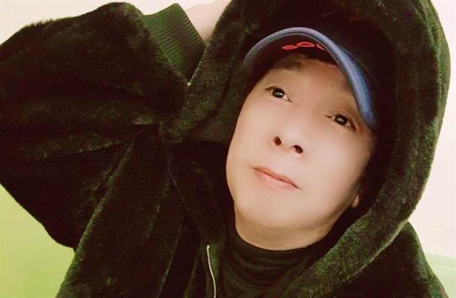 曹西平認為當藝人最需具備的就是抗壓性。（圖／曹西平的粉絲愛團臉書）