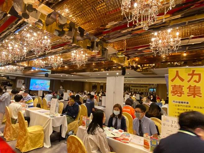 年後中大型徵才開跑，3月連辦8場，工程師月薪上看10萬。(蔡依珍攝)