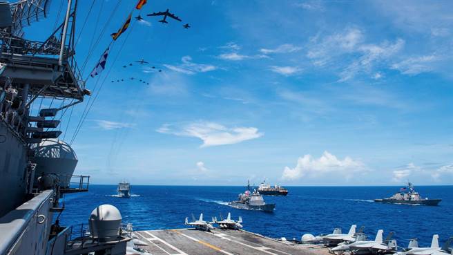 印太司令部司令大衛森上將就《太平洋威懾計畫》表示，必須讓北京相信，使用武力達到目標的代價實在太高。圖為美軍太平洋艦隊聯合演習。（圖／美軍太平洋艦隊）