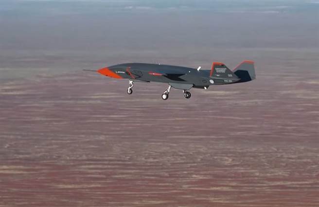 波音澳州「忠诚僚机」首度试飞。(图/Boeing Australia)