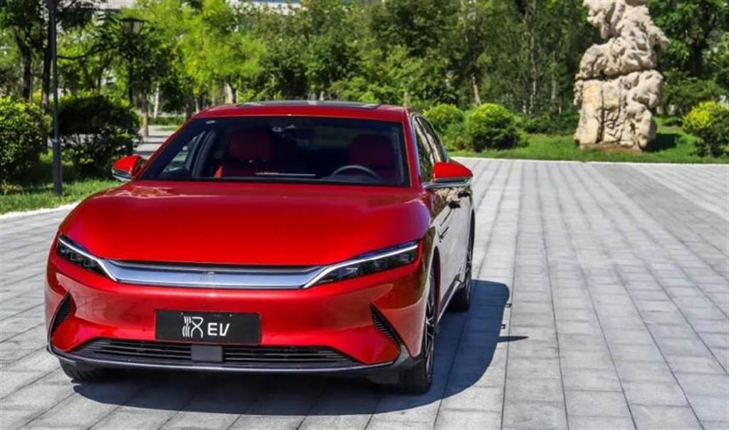 Model 3 讓出全球一月電動車銷售冠軍，取而代之的是中國五菱宏光 Mini EV