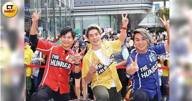 孙协志与王仁甫、许孟哲主持的外景竞赛节目《飢饿游戏》，播出后收视长红，去年10月还举行见面会庆祝开播4周年。（图／施岳呈摄）