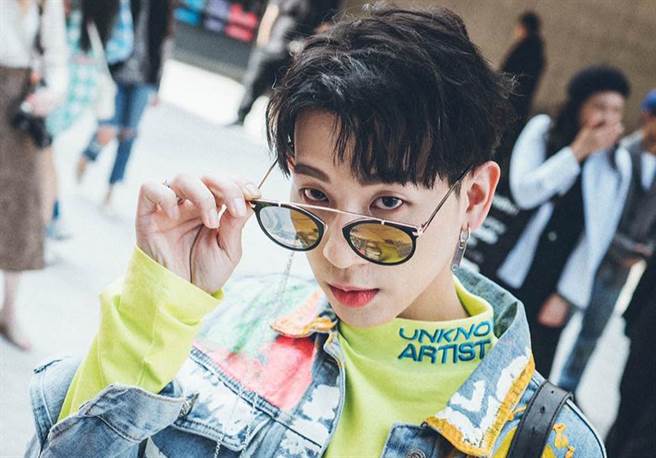 陳鎮川喜獲麟兒挨轟不正常，讓男星嘻小瓜動怒嗆酸民。（圖／嘻小瓜 - 謝文傑 kuakua臉書）