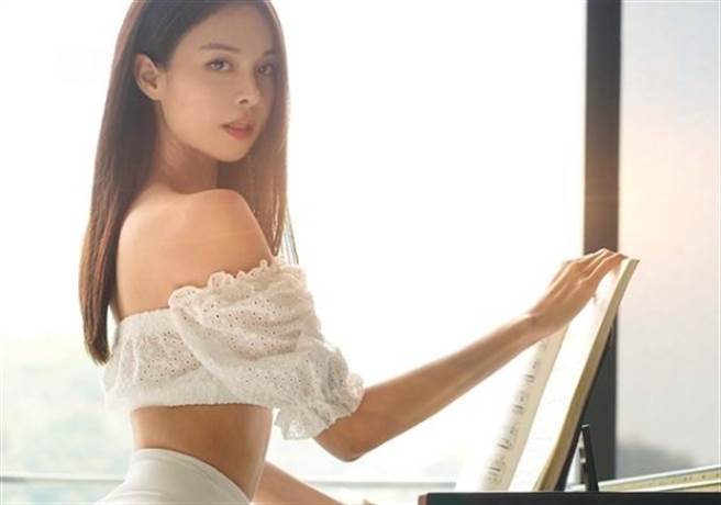 李元玲有健身習慣，身材一直控管得很好。(圖/翻攝自李元玲IG)