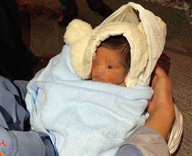 棄嬰目前已安置寄養家庭，也呼籲親生父母能夠出面。(屏縣府提供)