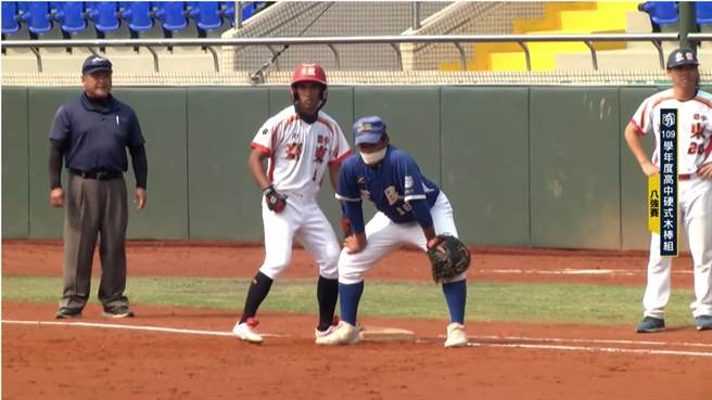 陈堃益嘴部受伤，包扎后无法说话。（截自智林体育台youtube）