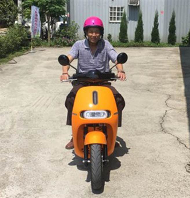 台中市换购电动机车最高补助4万元。（环保局提供）